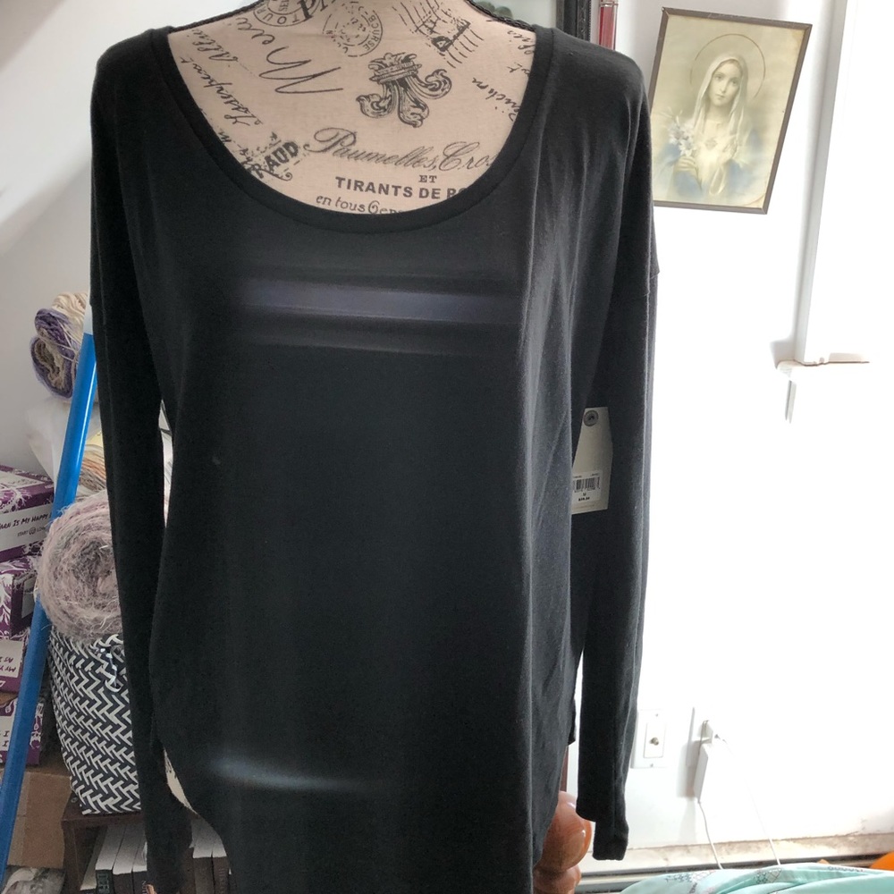 Lucky Brand Basic Black long-sleeved tee size